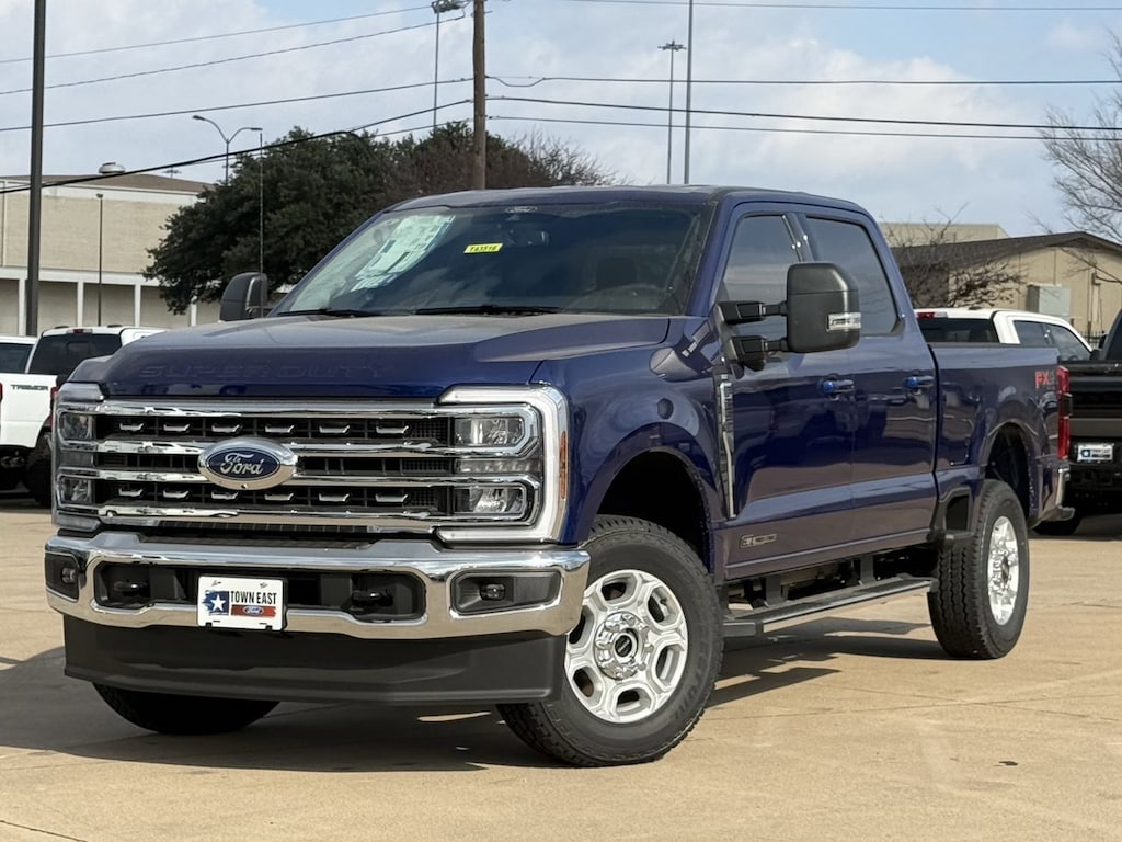 New 2026 Ford F-250 XLT Truck Crew Cab