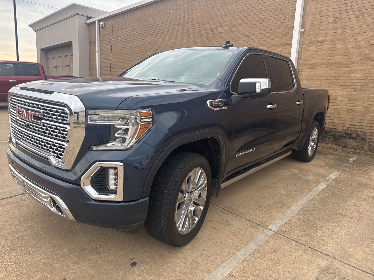 2020 GMC Sierra 4WD Crew Cab Short Box Denali's photo