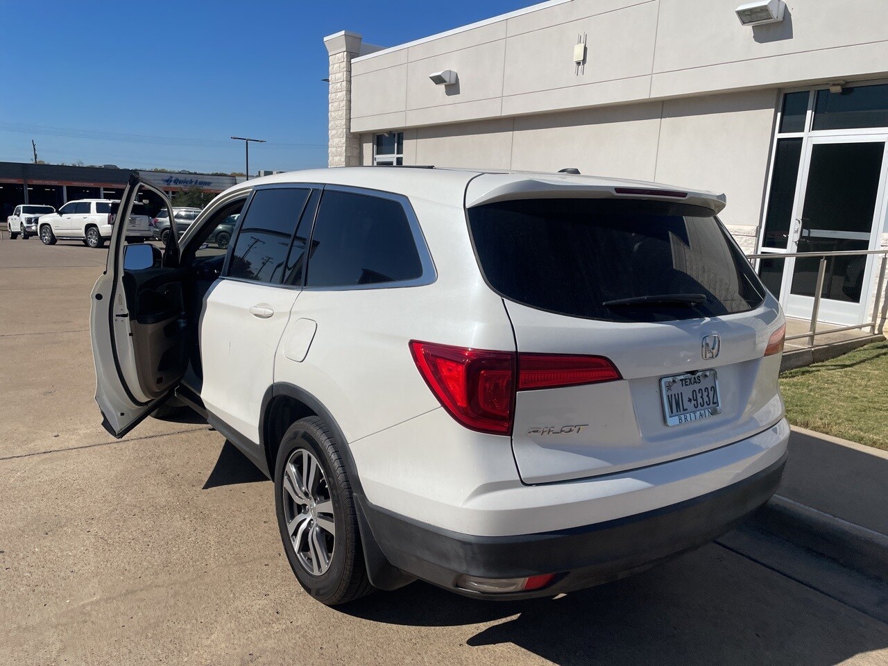 2016 Honda Pilot EX-L photo 2