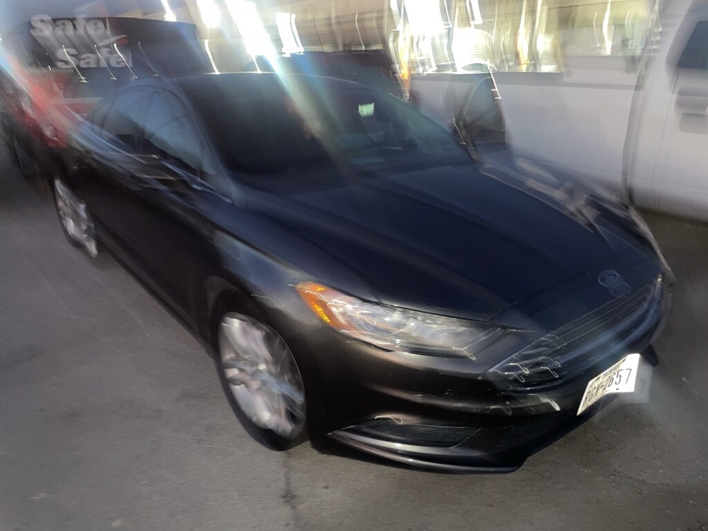 Used 2018 Ford Fusion SE Sedan