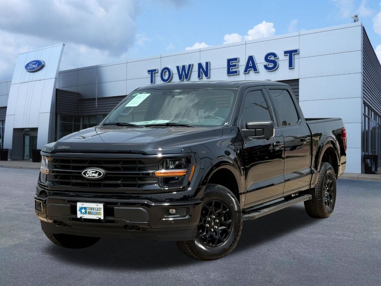 New 2026 Ford F-150 XLT