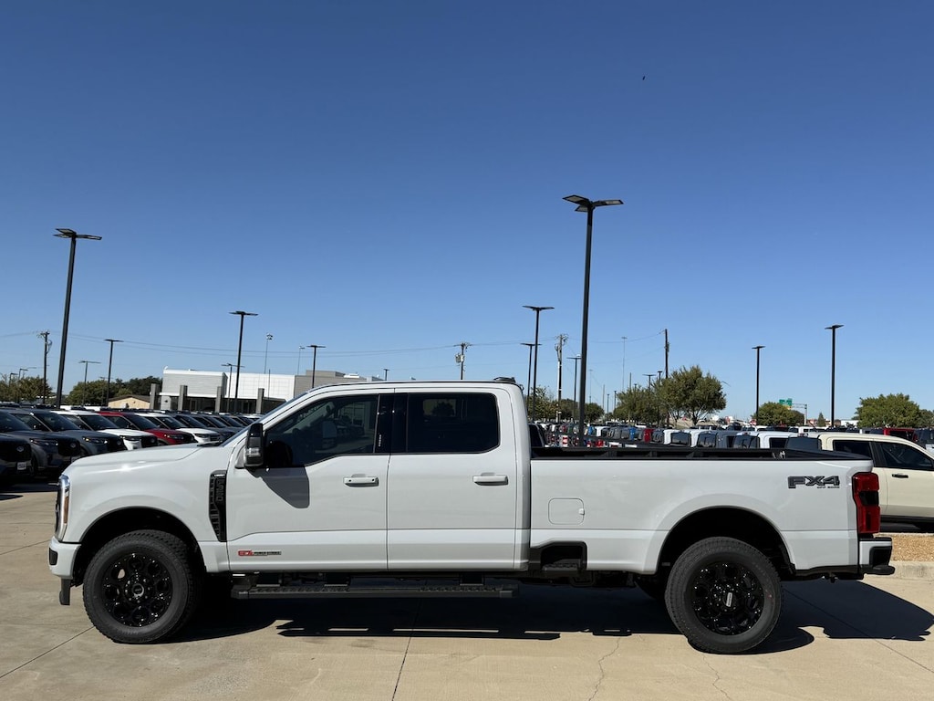 New 2026 Ford F-350 Lariat Truck Crew Cab