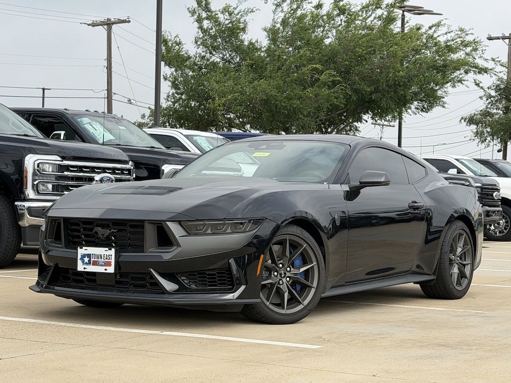 New 2026 Ford Mustang Dark Horse Coupe