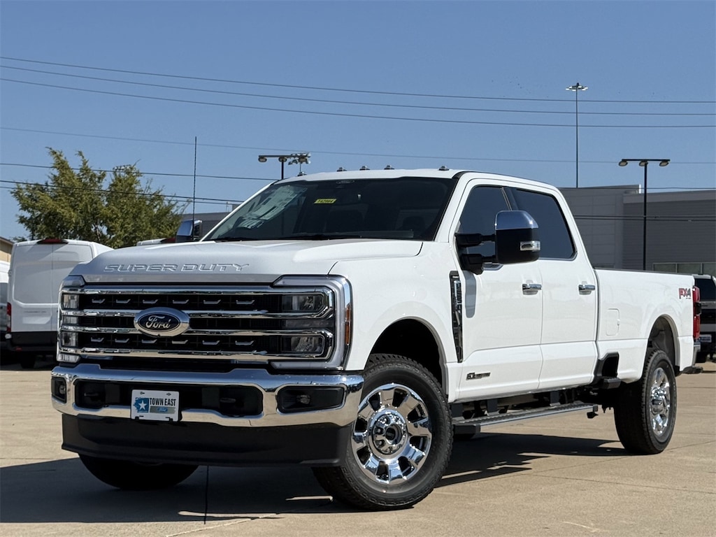 New 2026 Ford F-350 Lariat Truck Crew Cab