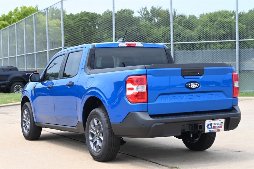 New 2025 Ford Maverick XLT Truck SuperCrew