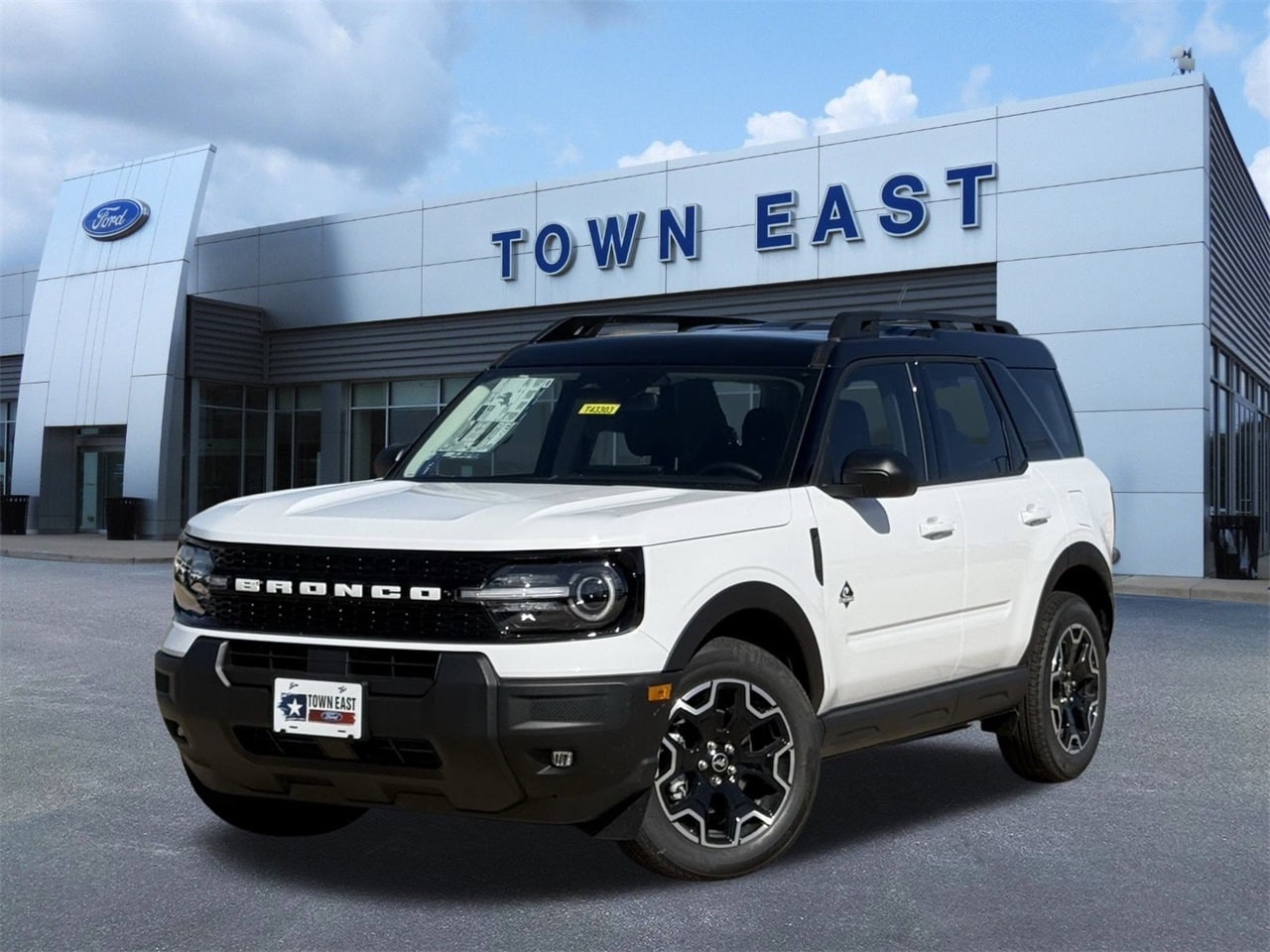 2025 Ford Bronco Sport Outer Banks's photo