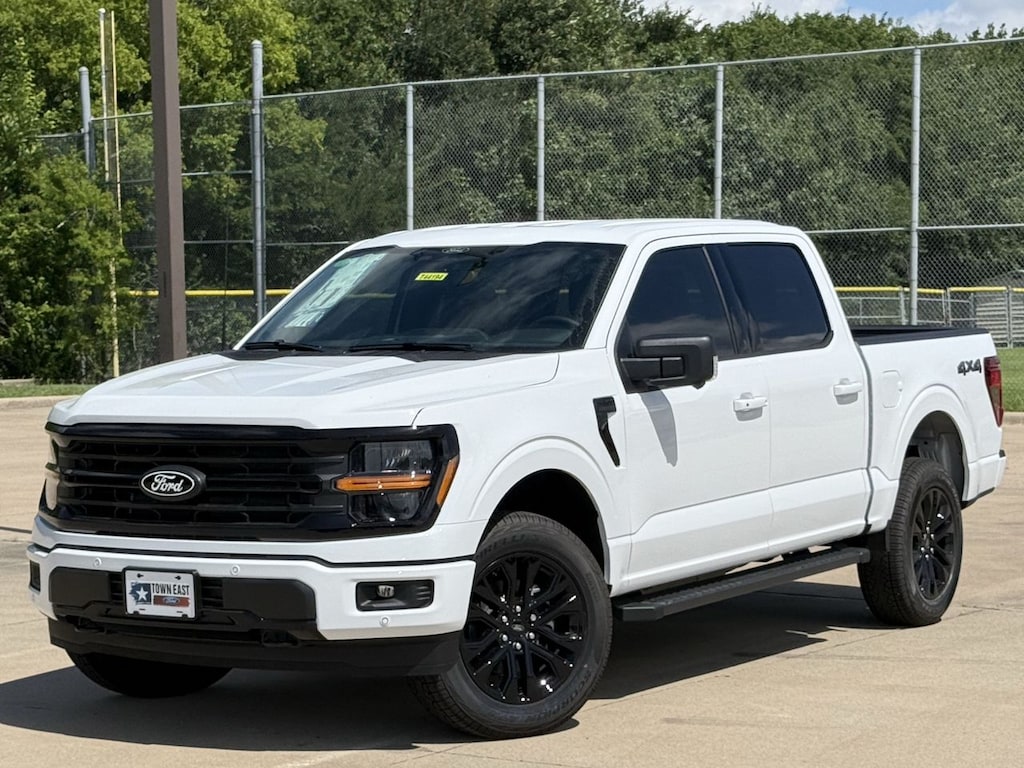 New 2026 Ford F-150 XLT Truck SuperCrew Cab