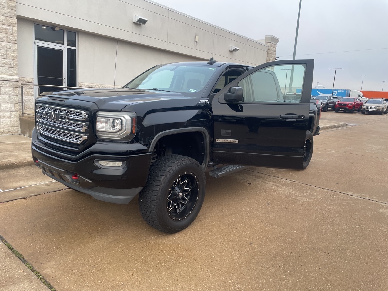 2017 GMC Sierra 1500 SLE's photo
