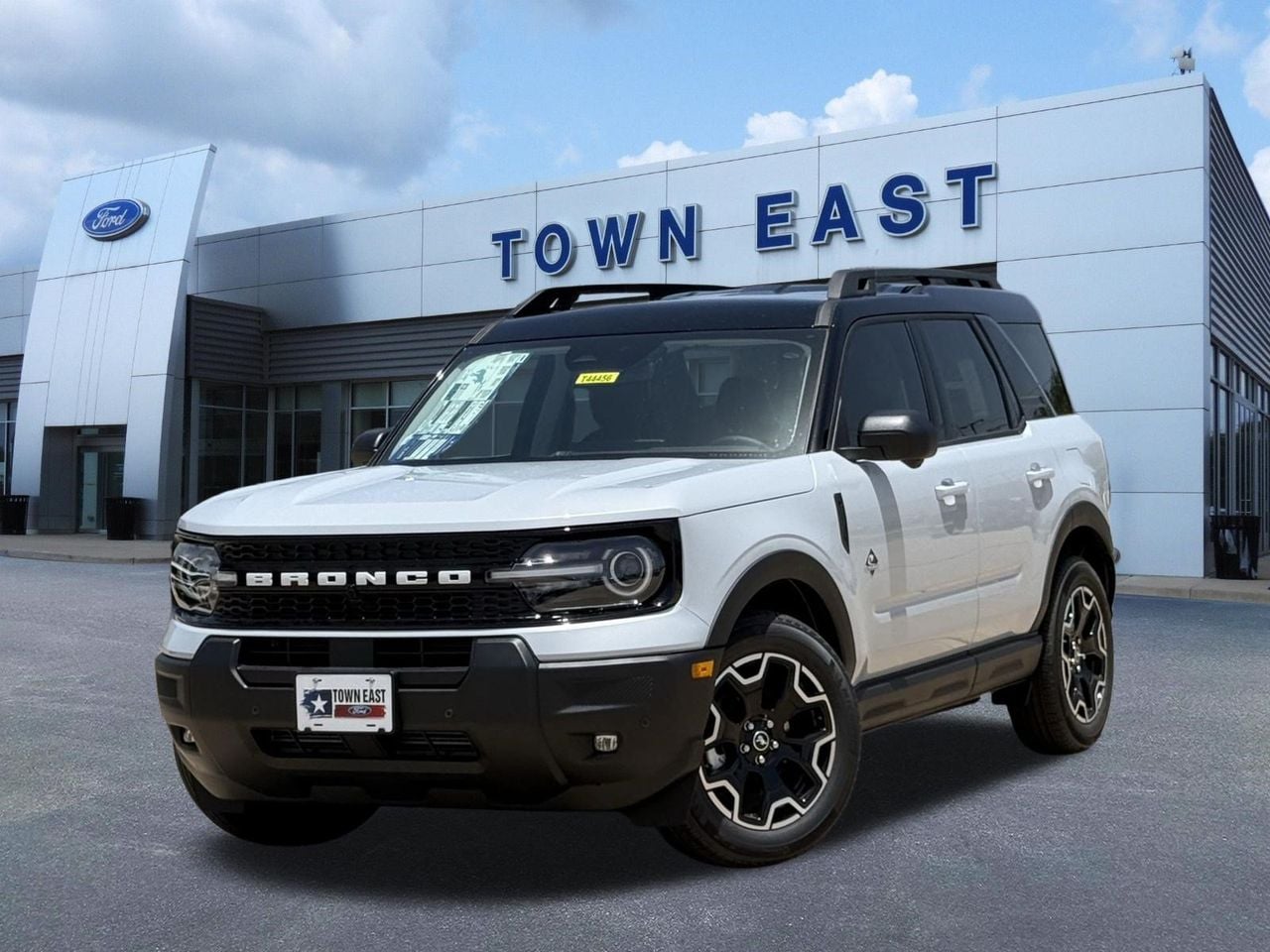 New 2026 Ford Bronco Sport Outer Banks