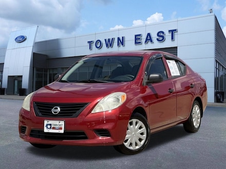 2014 Nissan Versa 1.6 S Plus Sedan