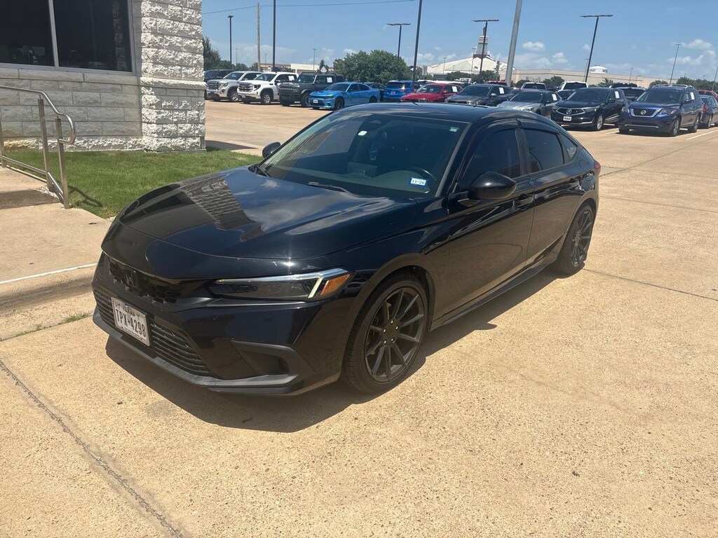 Used 2022 Honda Civic EX-L Hatchback