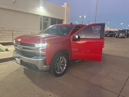 2020 Chevrolet Silverado 1500 LT Truck