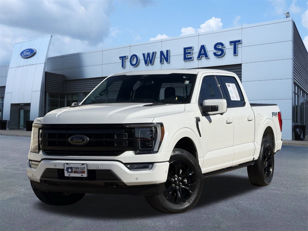 2022 Ford F-150 Platinum's photo