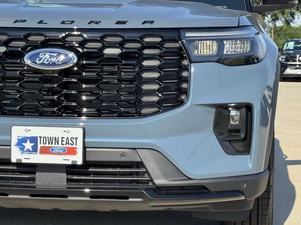 2026 Ford Explorer ST-Line - Photo 9