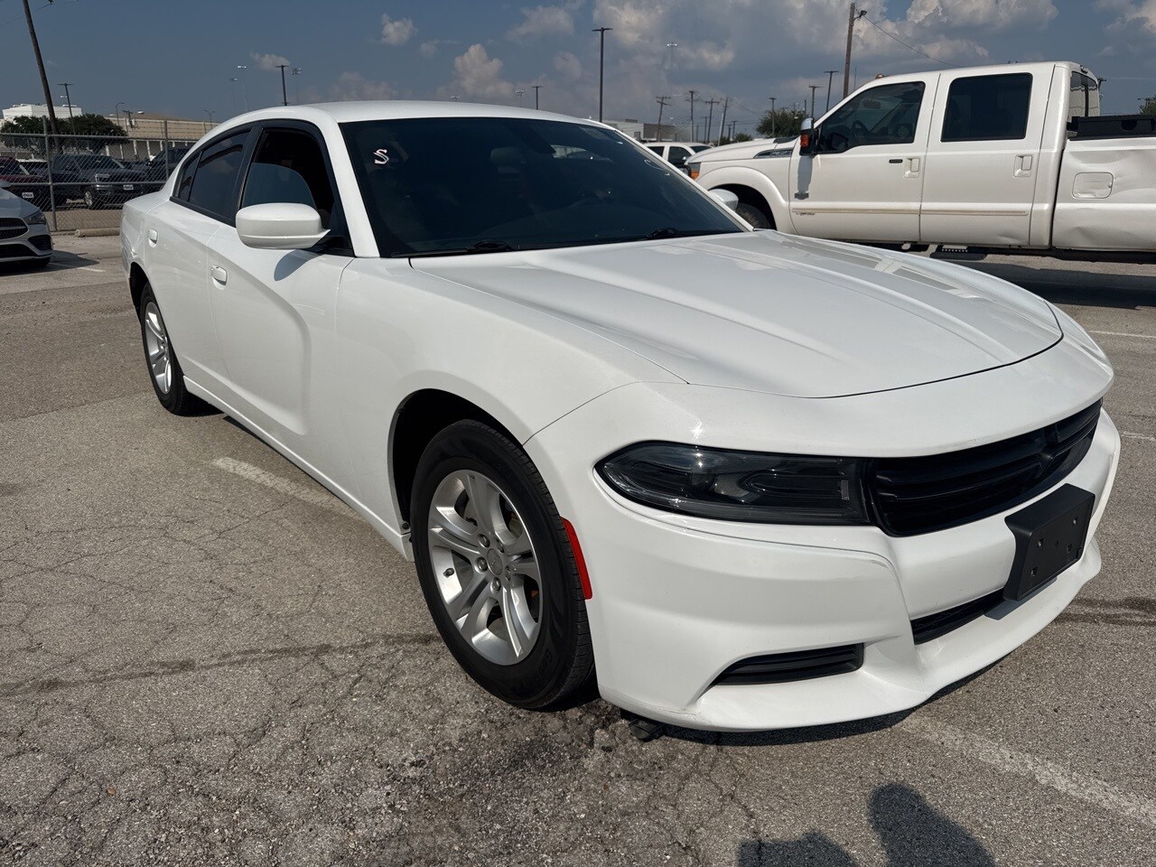 2022 Dodge Charger SXT photo 3