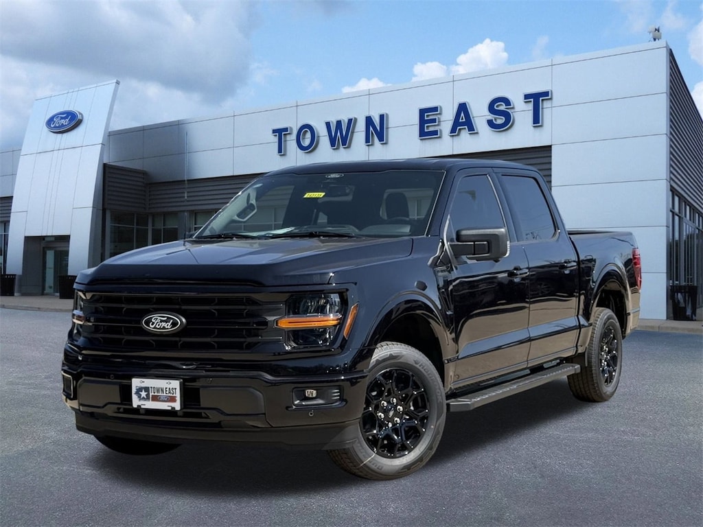 New 2025 Ford F-150 XLT Truck SuperCrew Cab