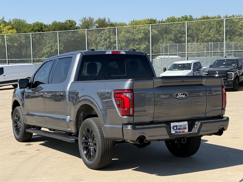 New 2025 Ford F-150 Lariat Truck SuperCrew Cab