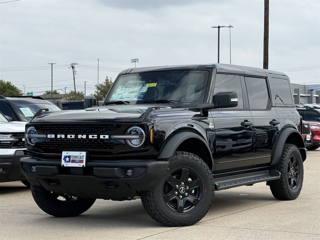 New 2025 Ford Bronco Outer Banks SUV