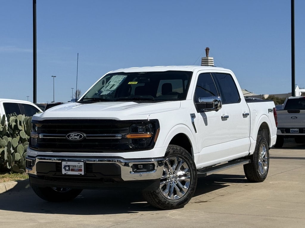 New 2026 Ford F-150 XLT Truck SuperCrew Cab