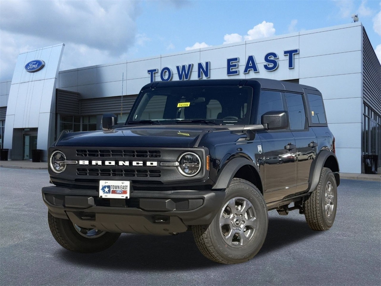 2025 Ford Bronco 4-Door Big Bend's photo