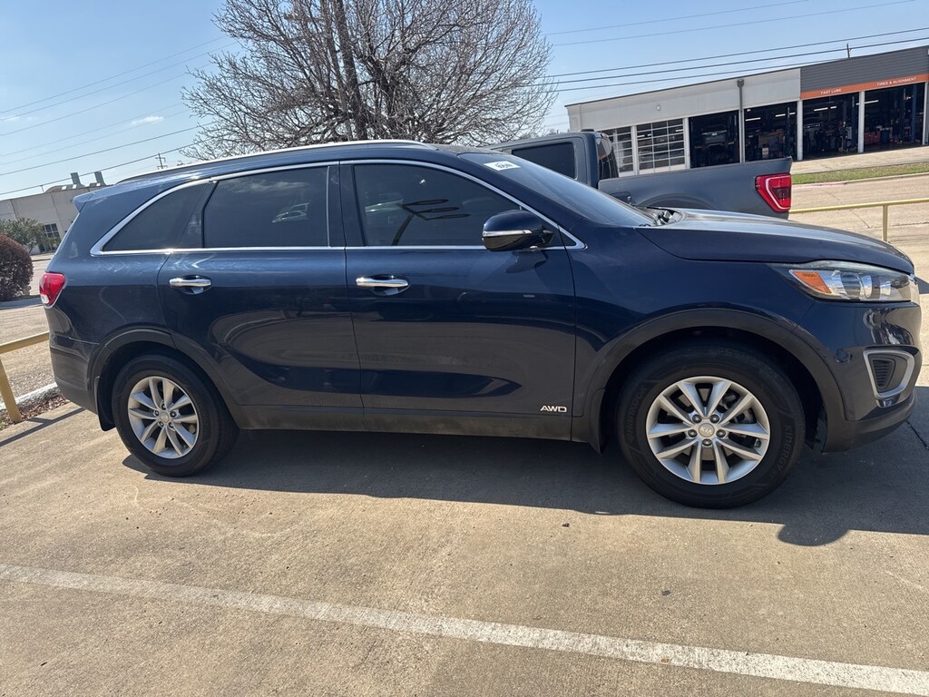 Used 2018 Kia Sorento LX SUV