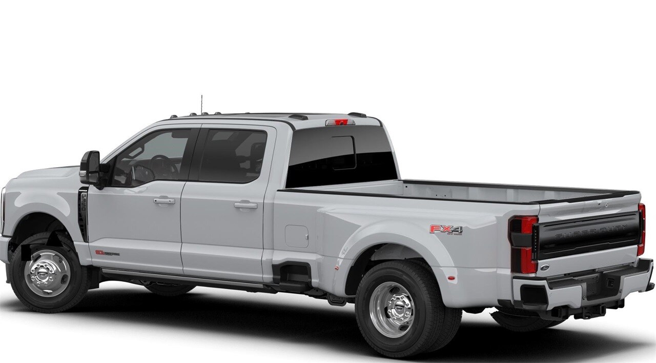 2026 Ford F-350 Platinum photo 2