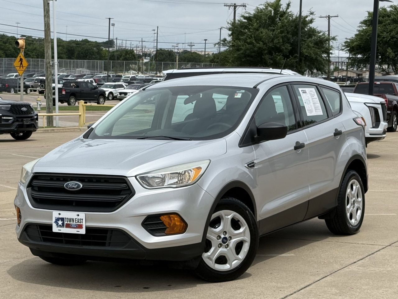 2017 Ford Escape S's photo