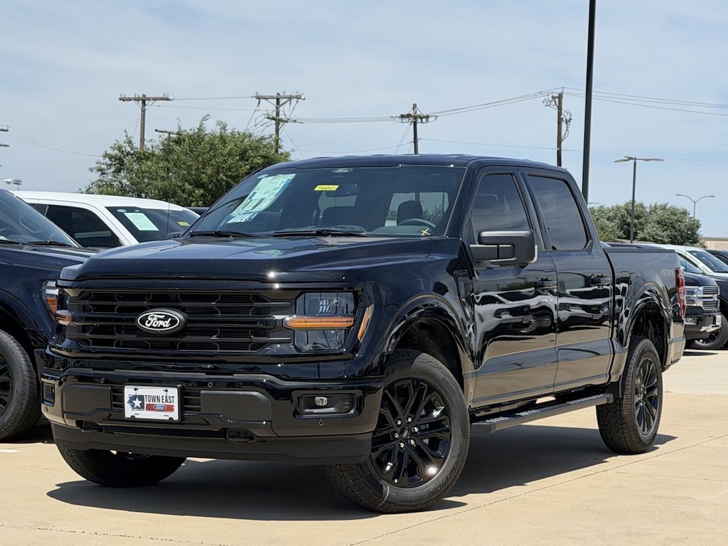 New 2026 Ford F-150 XLT Truck SuperCrew Cab