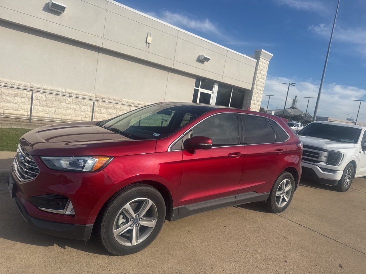 2019 Ford Edge SEL's photo