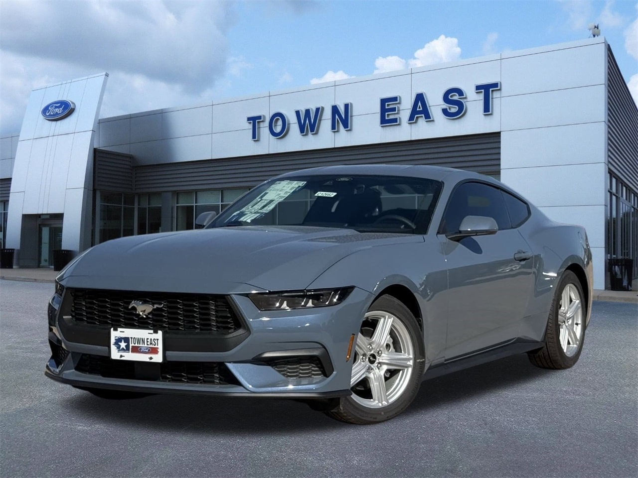 2026 Ford Mustang EcoBoost's photo