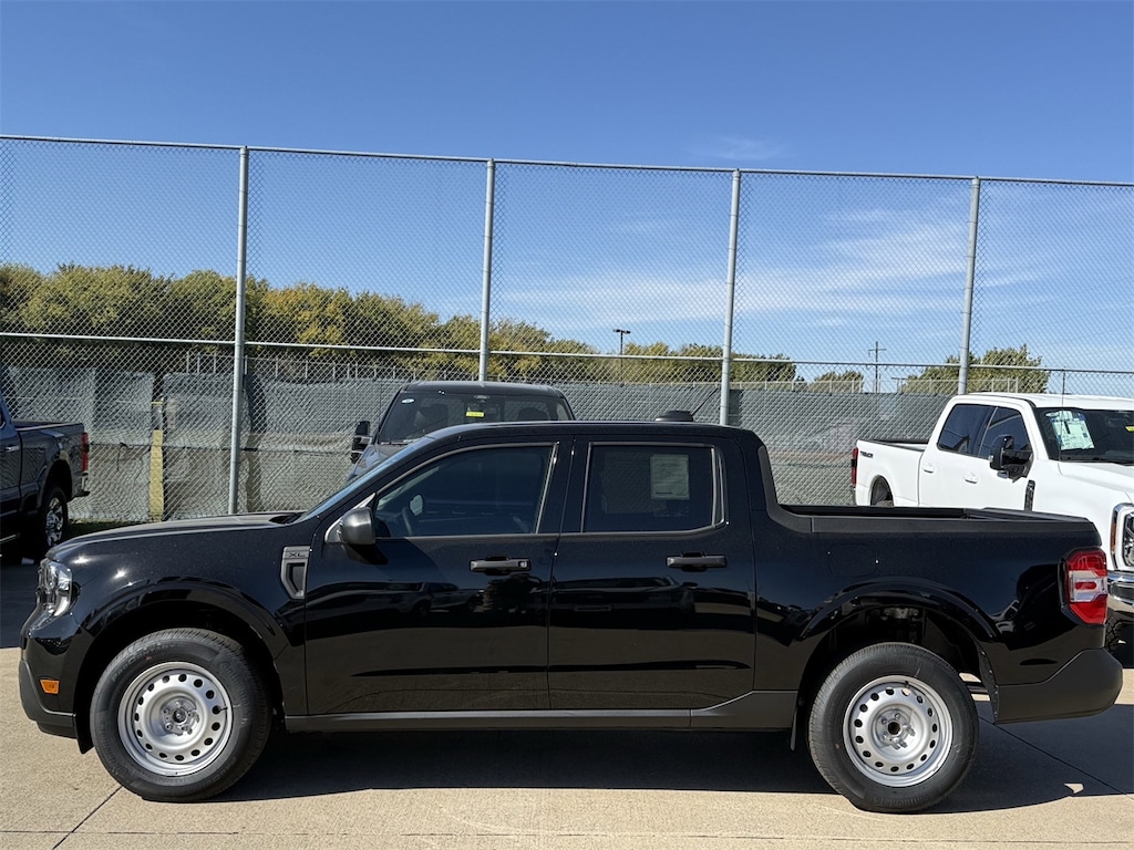 New 2025 Ford Maverick XL Truck SuperCrew