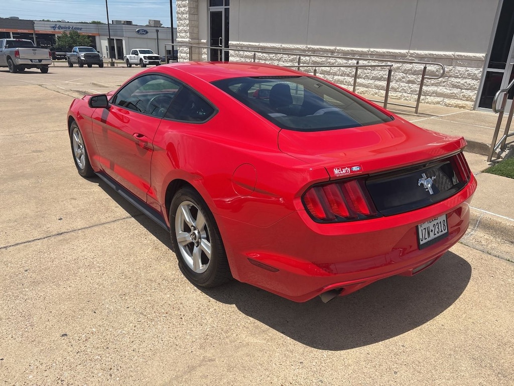 Used 2017 Ford Mustang V6 Coupe