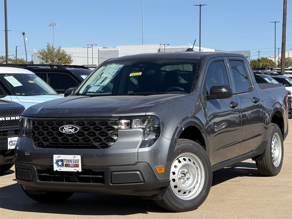New 2025 Ford Maverick XL Truck SuperCrew
