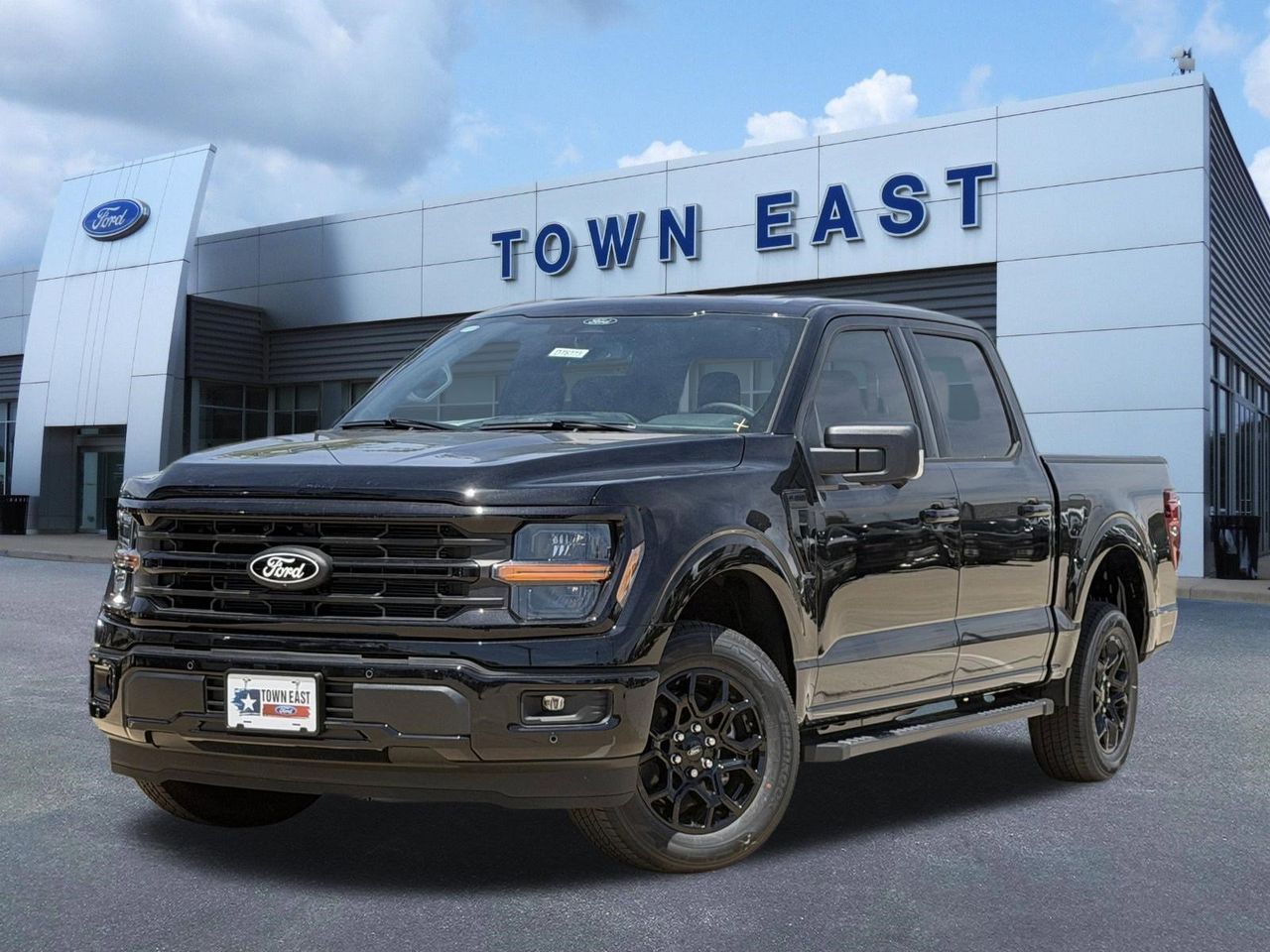 New 2026 Ford F-150 XLT