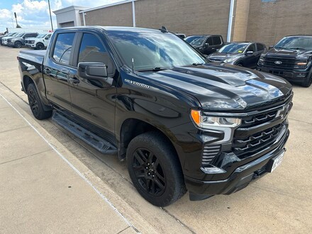 2022 Chevrolet Silverado 1500 RST Truck