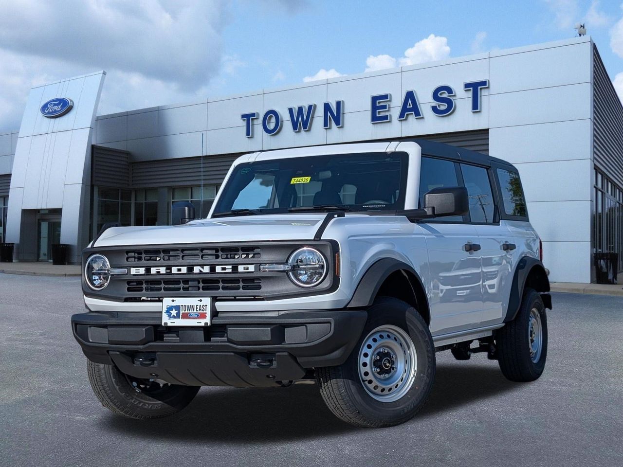 New 2026 Ford Bronco