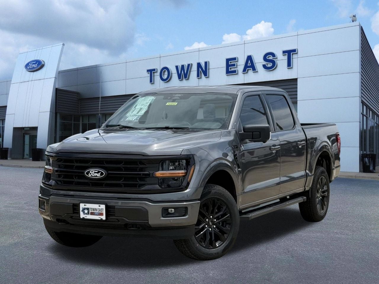 New 2026 Ford F-150 XLT