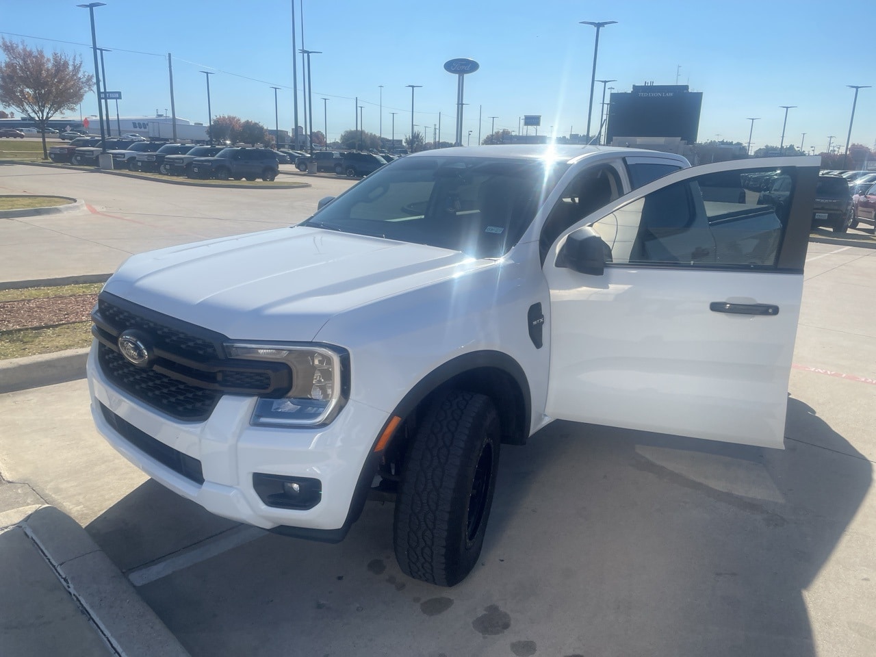 2024 Ford Ranger XL's photo