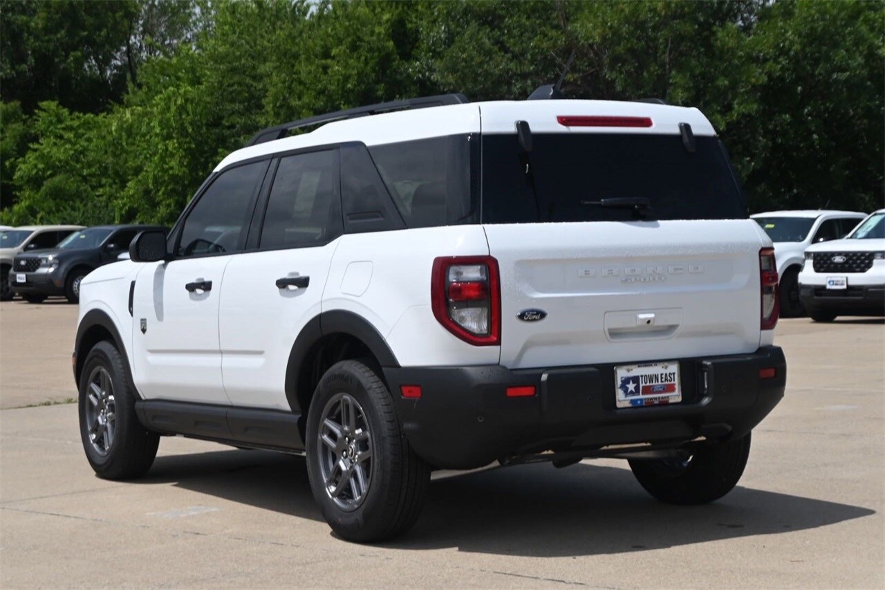 2025 Ford Bronco Sport Big Bend photo 2
