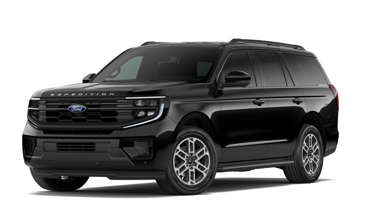 2026 Ford Expedition Active's photo