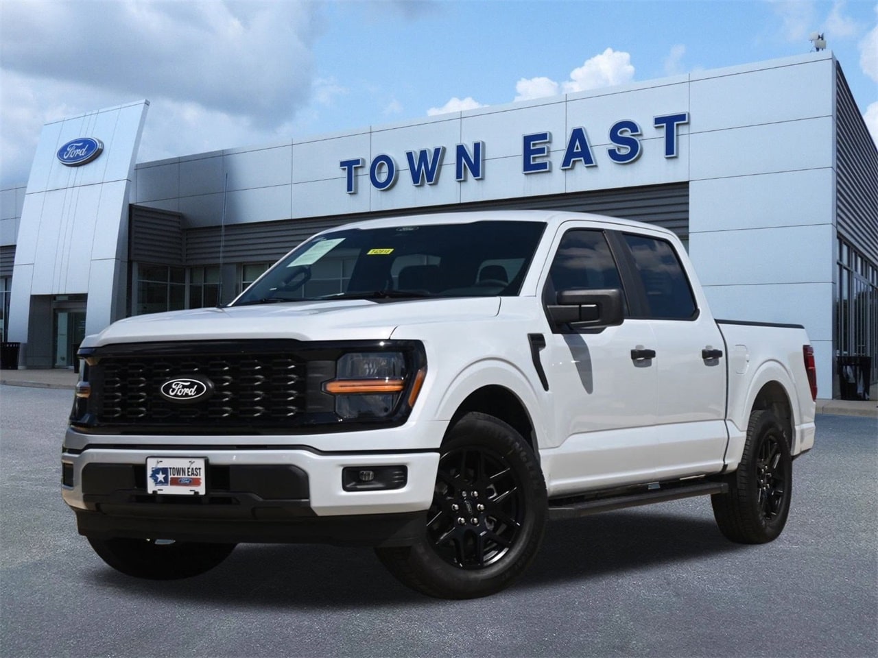 2025 Ford F-150 STX's photo