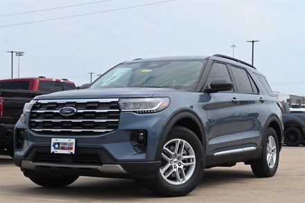 2025 Ford Explorer Active SUV
