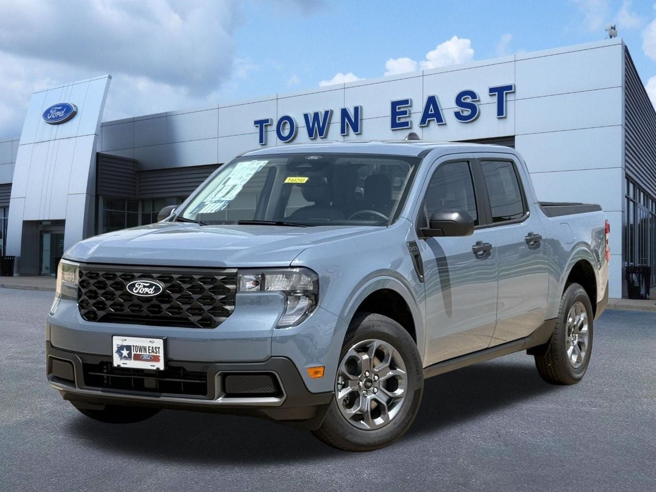 New 2026 Ford Maverick XLT