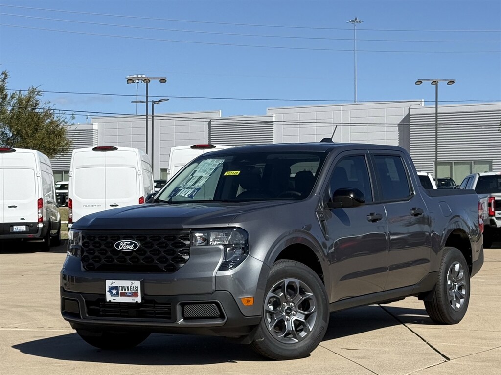 New 2025 Ford Maverick XLT Truck SuperCrew