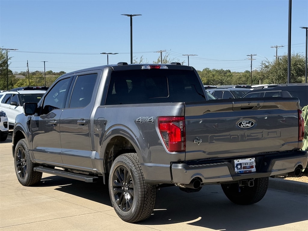 New 2025 Ford F-150 XLT Truck SuperCrew Cab