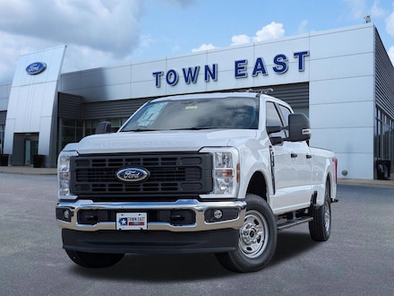 2026 Ford F-250 XL Truck Crew Cab