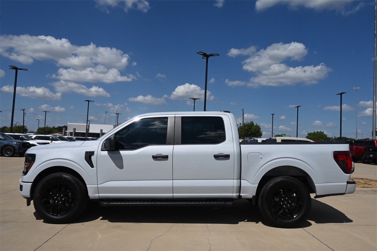 2025 Ford F-150 STX photo 3