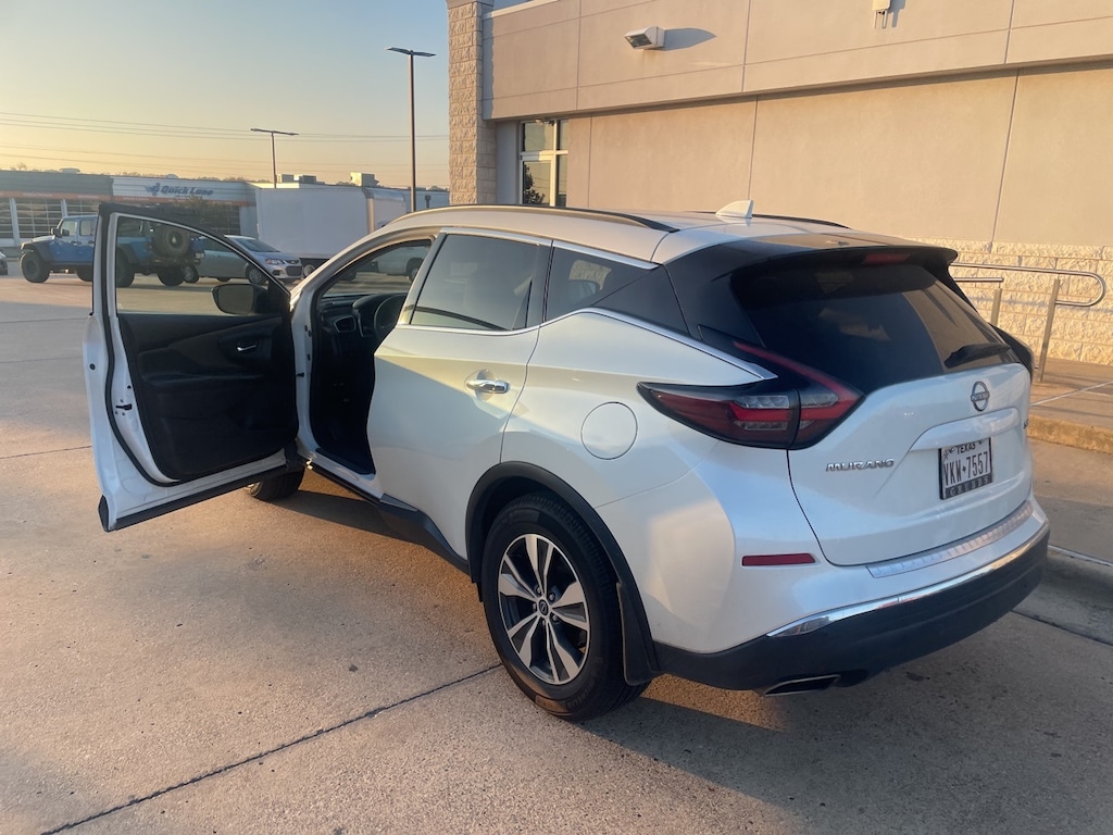 Used 2023 Nissan Murano SV SUV