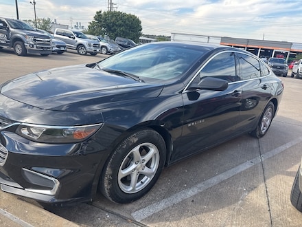 2017 Chevrolet Malibu LS Sedan