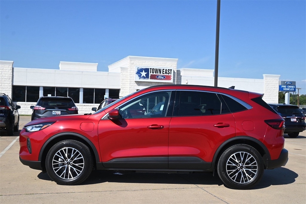 Used 2024 Ford Escape Plug-In Hybrid  SUV
